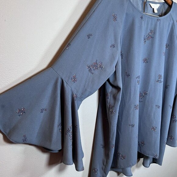 LC Lauren Conrad Women's Bell Sleeve Blouse Size XL Blue Floral Split Back - Picture 2 of 11